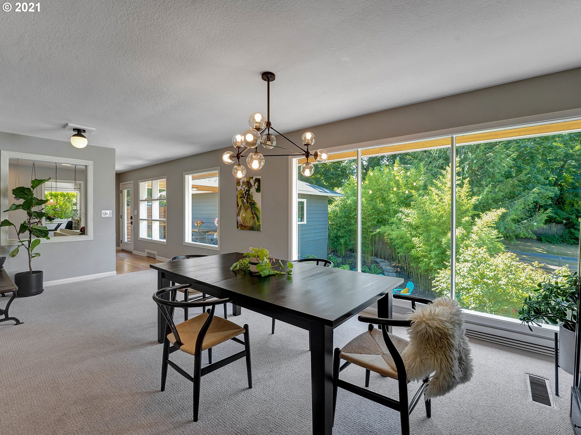 3325 Southwest Ridgewood Avenue Portland, OR 97225 - Photo 8 of 31 Gallery Image 8