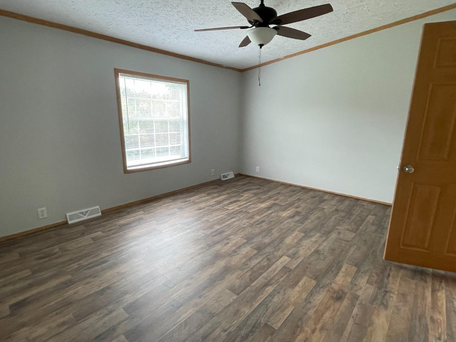 7343 Log Lick Road Florence, IN 47020 - Photo 13 of 20