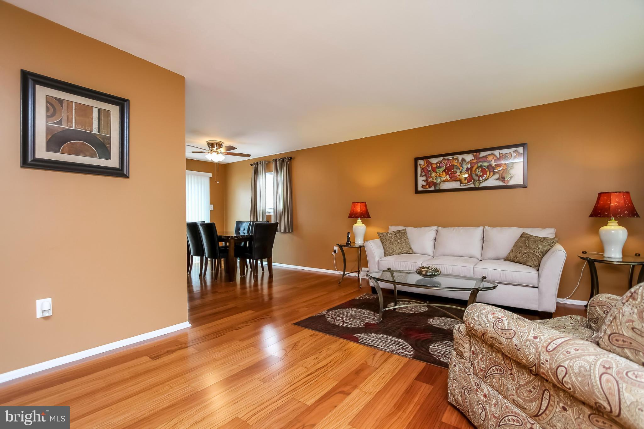 212 Highfalcon Road Reisterstown, MD 21136 - Photo 4 of 30 Living Room