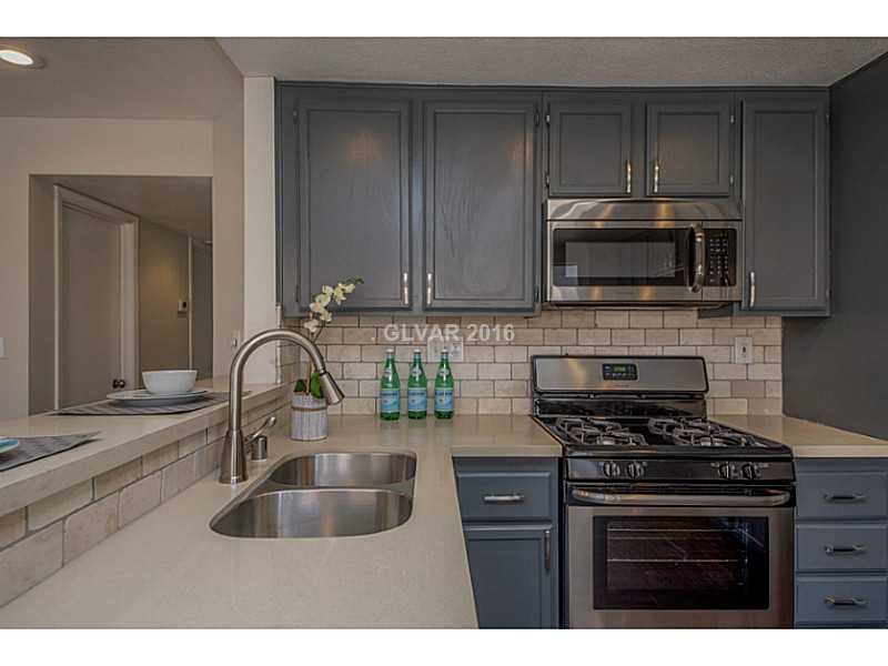 1450 Heather Ridge Road North Las Vegas, NV 89031 - Photo 9 of 23