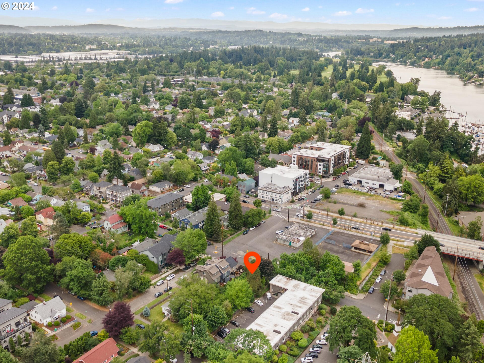527 Southeast Spokane Street Portland, OR 97202 - Photo 33 of 38 Gallery Image 33
