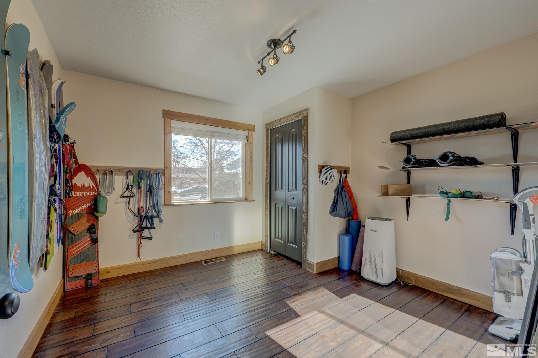 10500 Wells Fargo Road Reno, NV 89508 - Photo 19 of 37 a view of an entryway with wooden floor