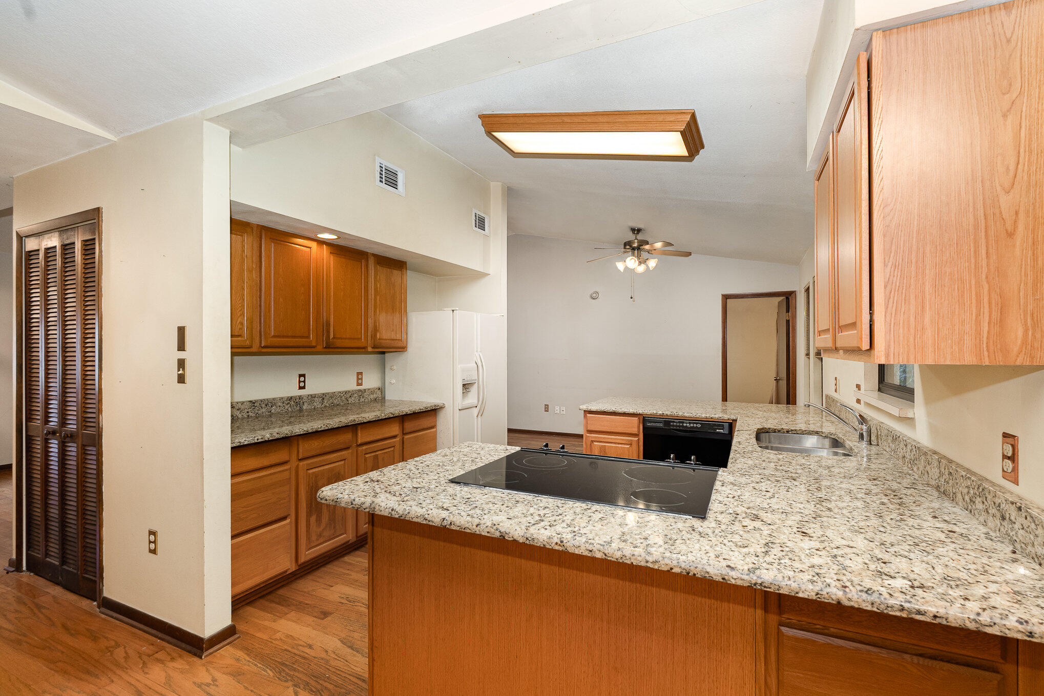 6805 Spring Street Cocoa, FL 32927 - Photo 3 of 23 015_dsc00035-edit