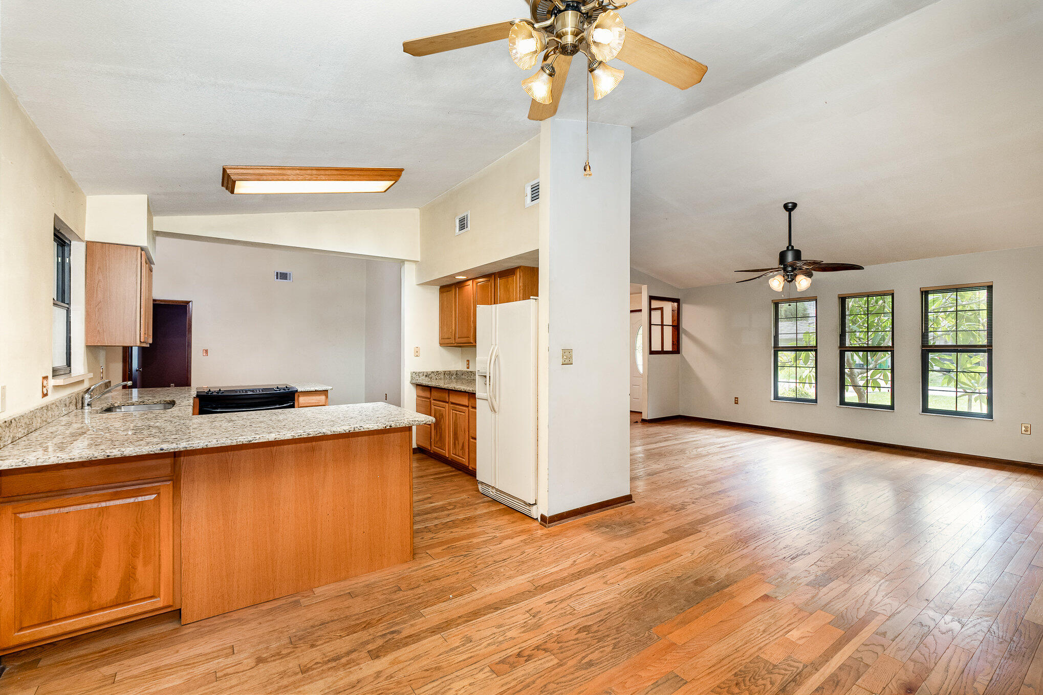 6805 Spring Street Cocoa, FL 32927 - Photo 7 of 23 013_dsc00026-edit