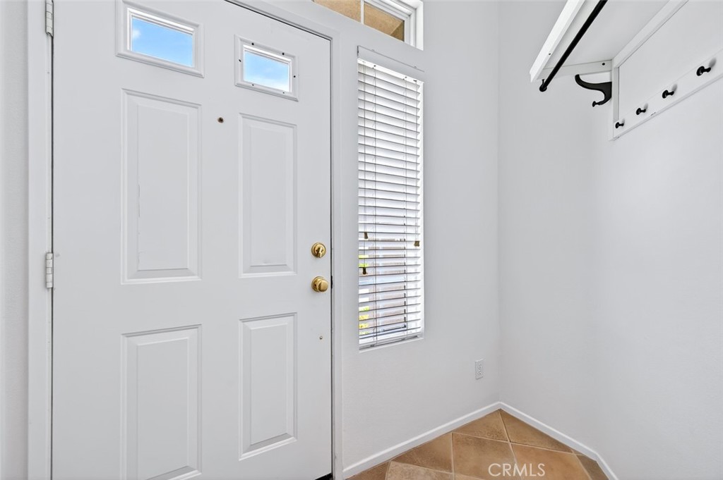 447 Ridgeway Irvine, CA 92620 - Photo 11 of 88