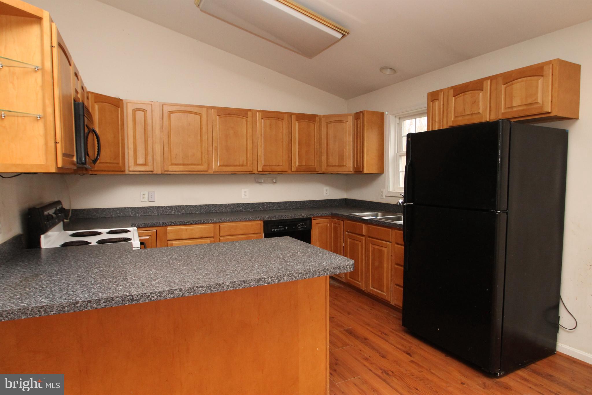120 Lone Oak Road Partlow, VA 22534 - Photo 9 of 26 Kitchen-view 2
