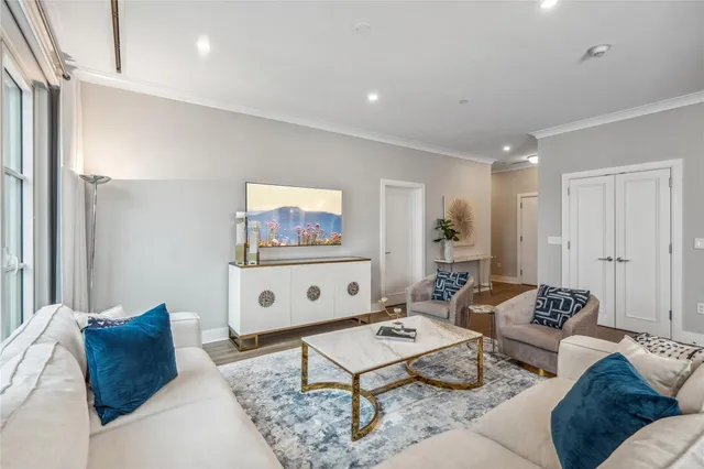 $1,450,000 | 100 Garvies Point Road, Unit 1126, Glen Cove, NY 11542