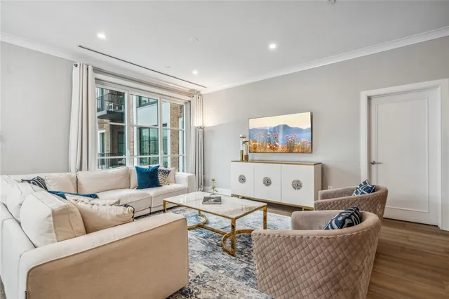 $1,450,000 | 100 Garvies Point Road, Unit 1126, Glen Cove, NY 11542