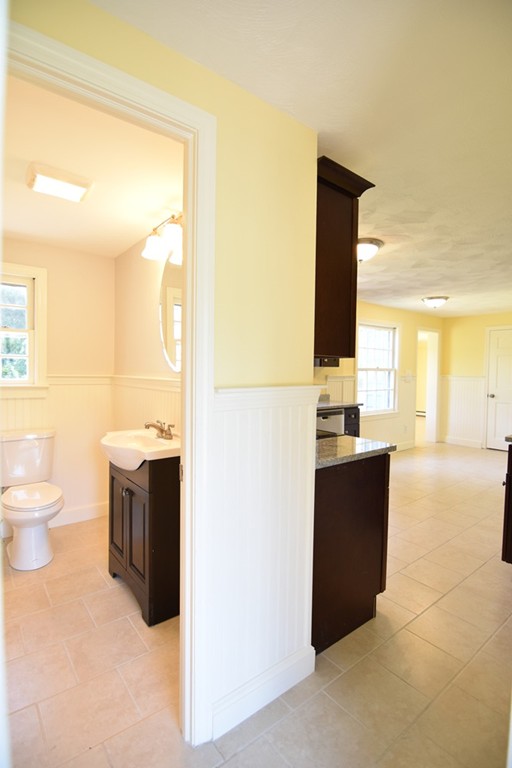 29 Maybrook Road Springfield, MA 01129 - Photo 13 of 30