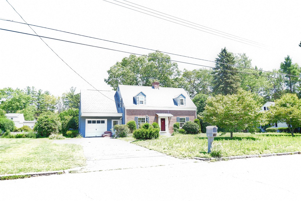 29 Maybrook Road Springfield, MA 01129 - Photo 2 of 30
