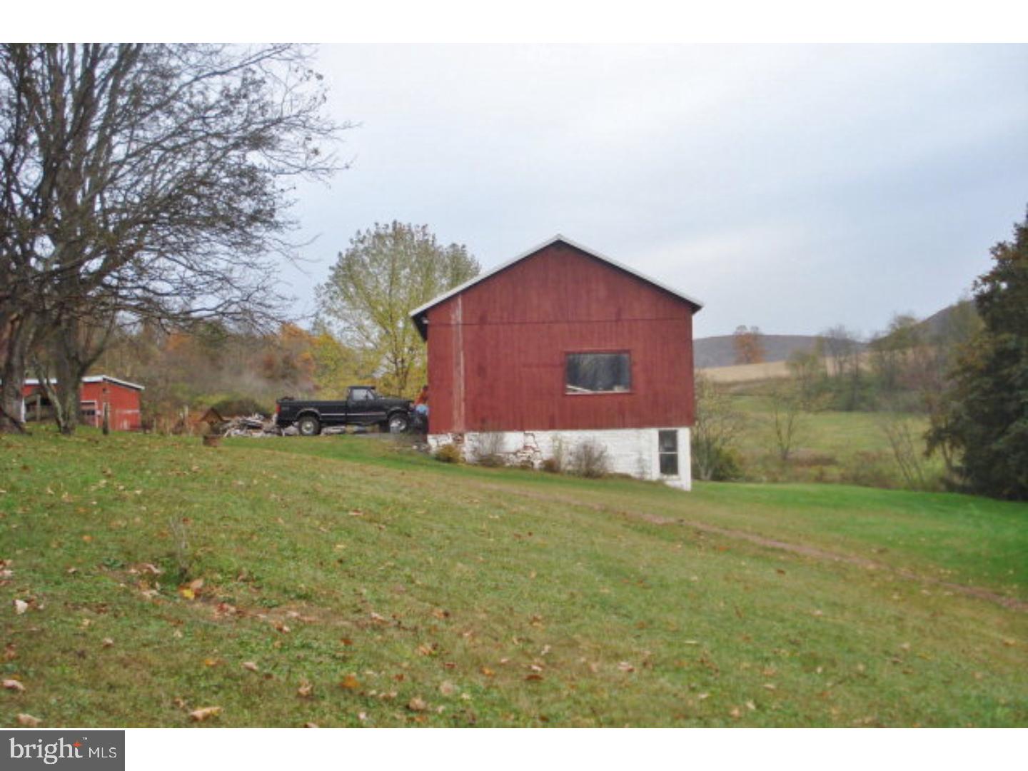 121 Tielman Road Ashland, PA 17921 - Photo 6 of 24 Barn