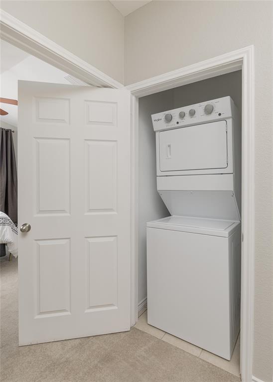 2104 Azure Pointe Richardson, TX 75080 - Photo 22 of 28 a utility room with dryer and washer