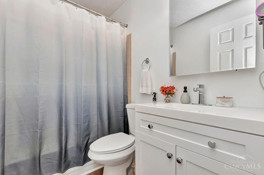 541 Davis Road, Unit 12 Cincinnati, OH 45255 - Photo 15 of 24 Gallery Image 15