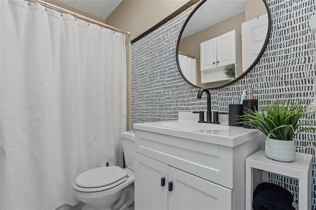 3524 Middleboro Road Castle Shannon, PA 15234 - Photo 14 of 25