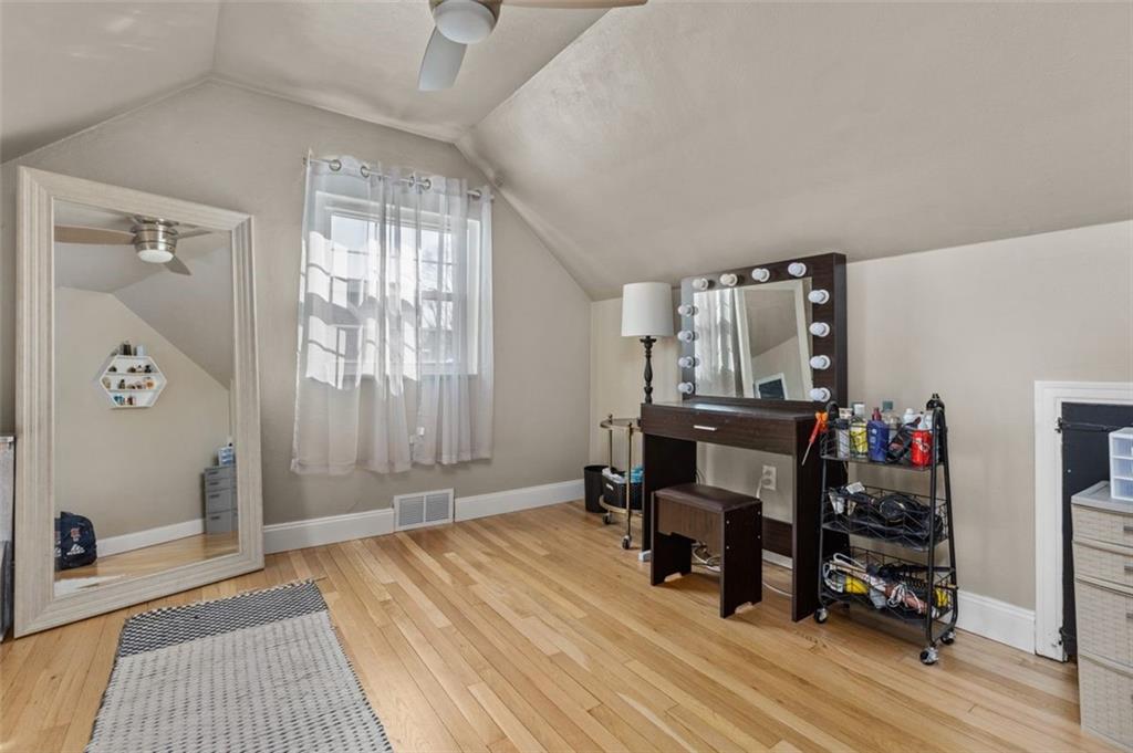 3524 Middleboro Road Castle Shannon, PA 15234 - Photo 17 of 25