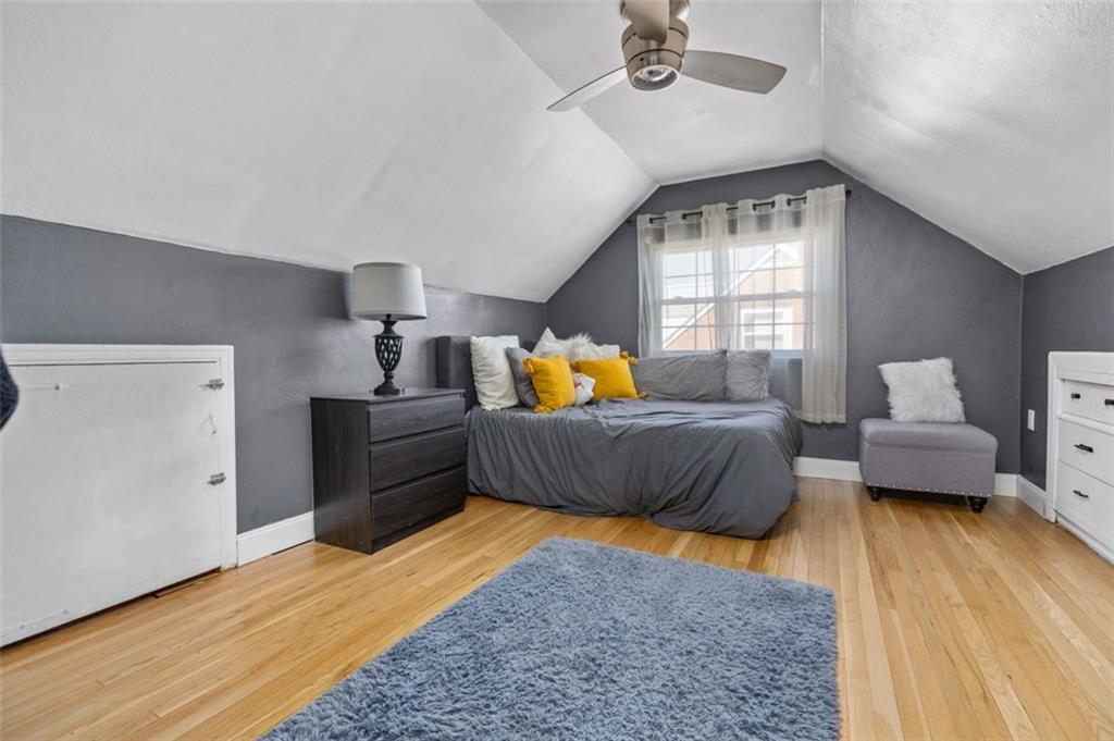 3524 Middleboro Road Castle Shannon, PA 15234 - Photo 19 of 25