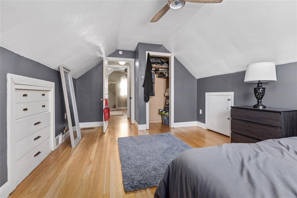 3524 Middleboro Road Castle Shannon, PA 15234 - Photo 20 of 25