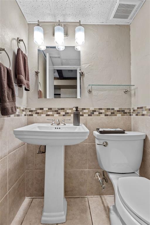 3524 Middleboro Road Castle Shannon, PA 15234 - Photo 21 of 25