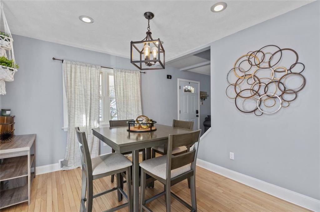 3524 Middleboro Road Castle Shannon, PA 15234 - Photo 9 of 25