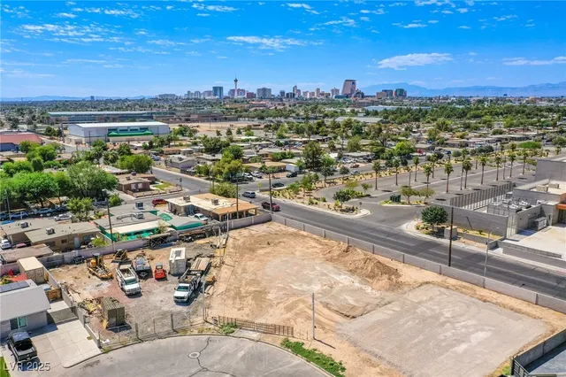 $125,000 | Reynolds Avenue, North Las Vegas, NV 89030