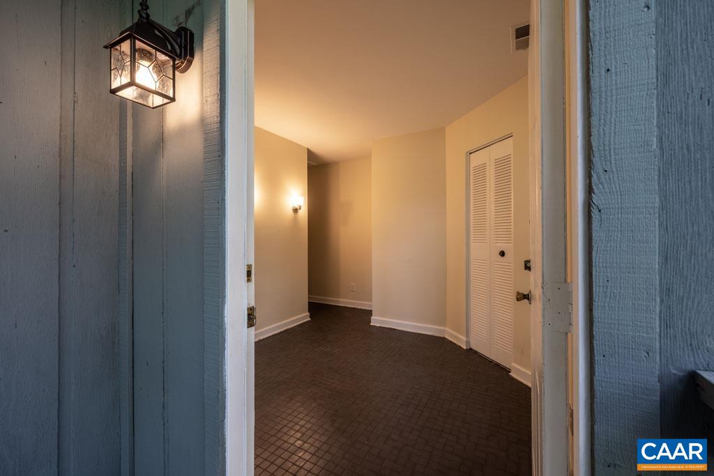 528 Matthew Mill Road Ruckersville, VA 22968 - Photo 7 of 27 a view of a hallway