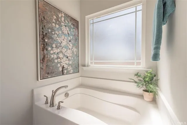 $429,427 | 759 Eagle Hts Drive, Maysville, GA 30558