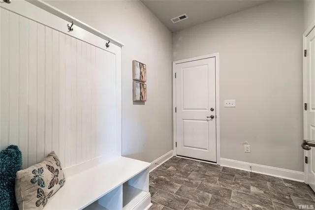 $429,427 | 759 Eagle Hts Drive, Maysville, GA 30558