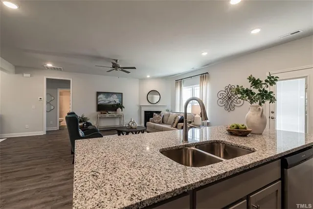 $429,427 | 759 Eagle Hts Drive, Maysville, GA 30558