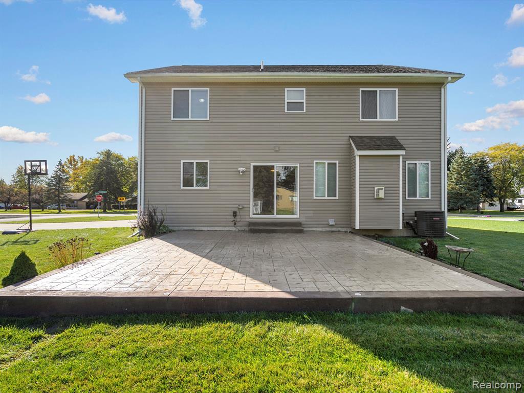 18977 Faulman Road Clinton Township, MI 48035 - Photo 46 of 51 Gallery Image 46