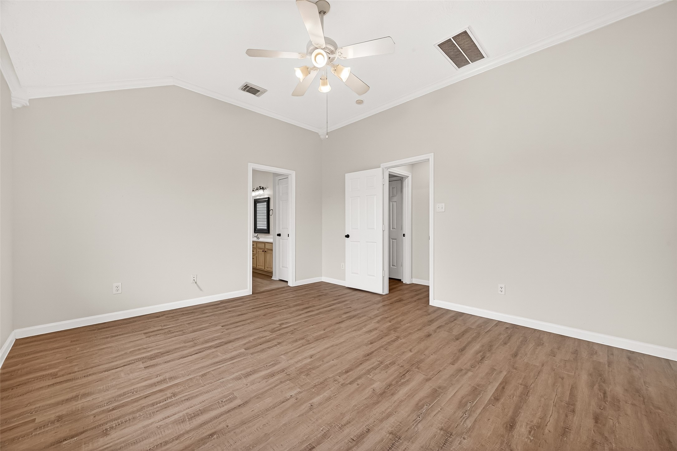 5517 Autumn Ash Lane Rosharon, TX 77583 - Photo 25 of 50 wooden floor in an empty room