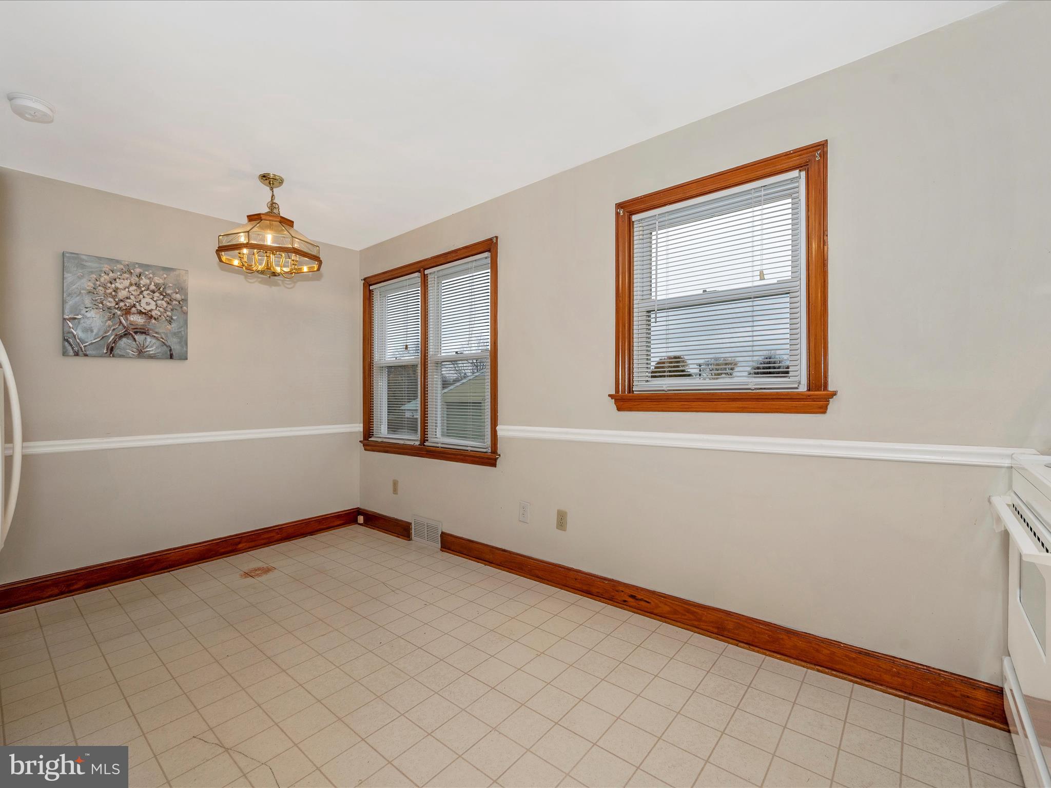 137 Devonshire Road Hagerstown, MD 21740 - Photo 11 of 41 a view of an empty room with a window