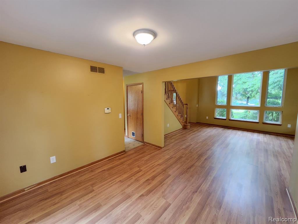 29077 24 Mile Road Chesterfield, MI 48051 - Photo 13 of 31