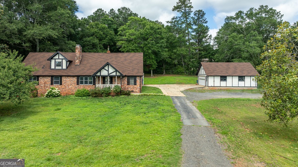 773 Bill Rutledge Road Winder, GA 30680 - Photo 8 of 49