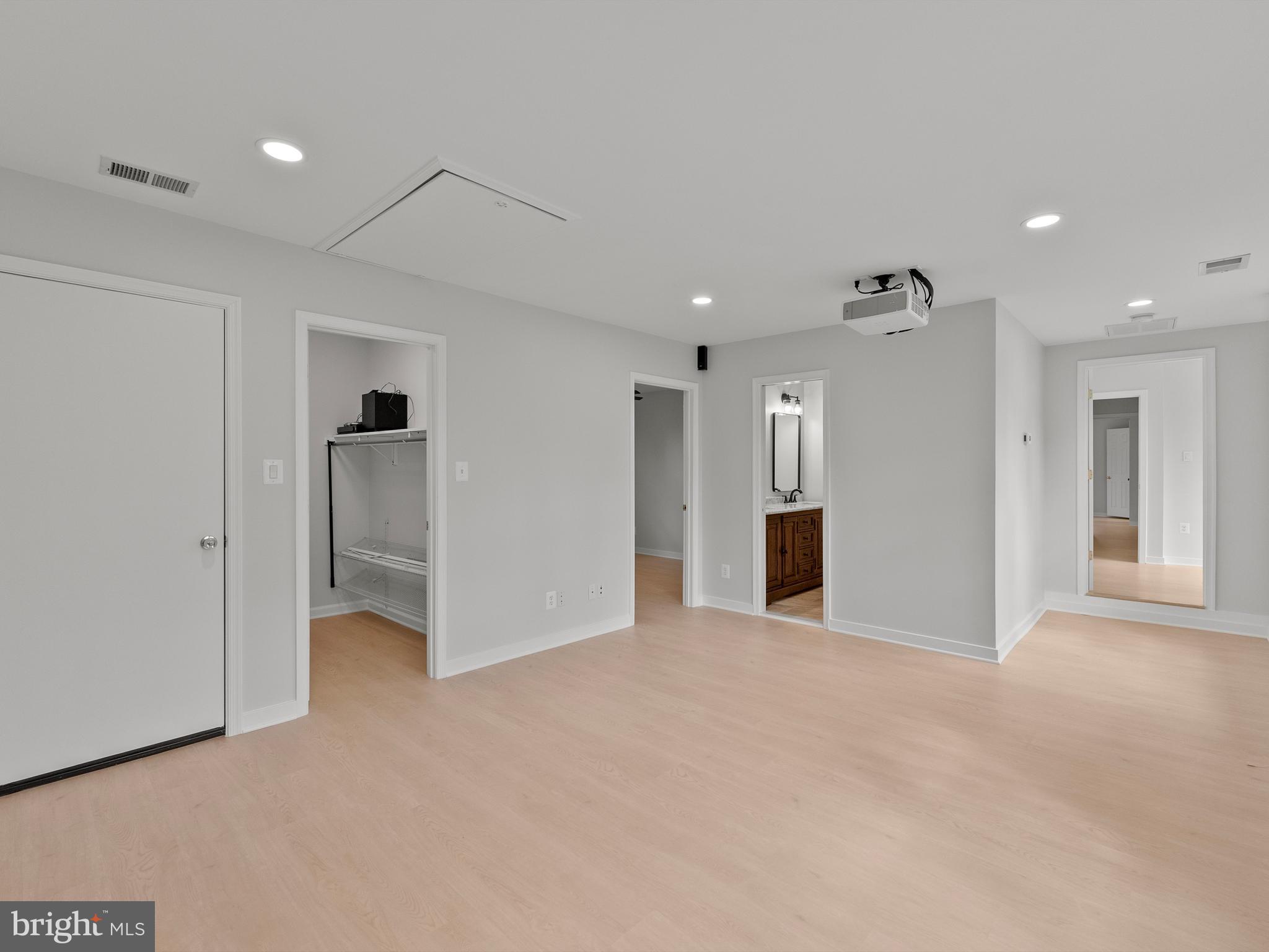 2852 Cedarest Road Fairfax, VA 22031 - Photo 24 of 40