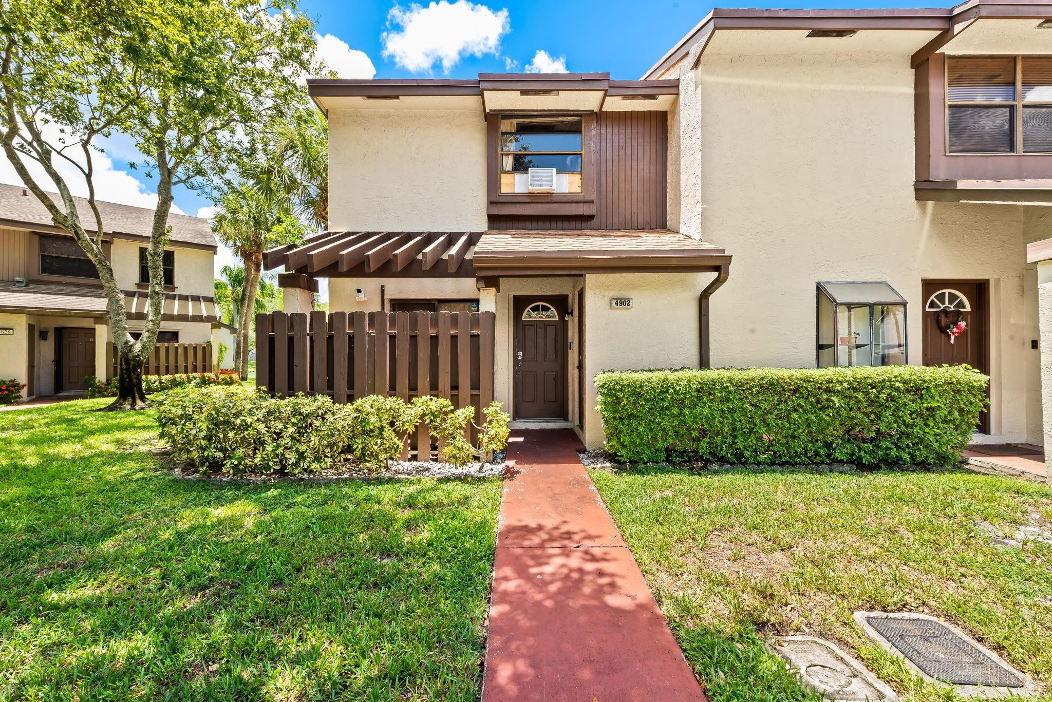 4902 Northwest 82nd Avenue, Unit 2001 Fort Lauderdale, FL 33351 - Photo 1 of 23 Photo 1