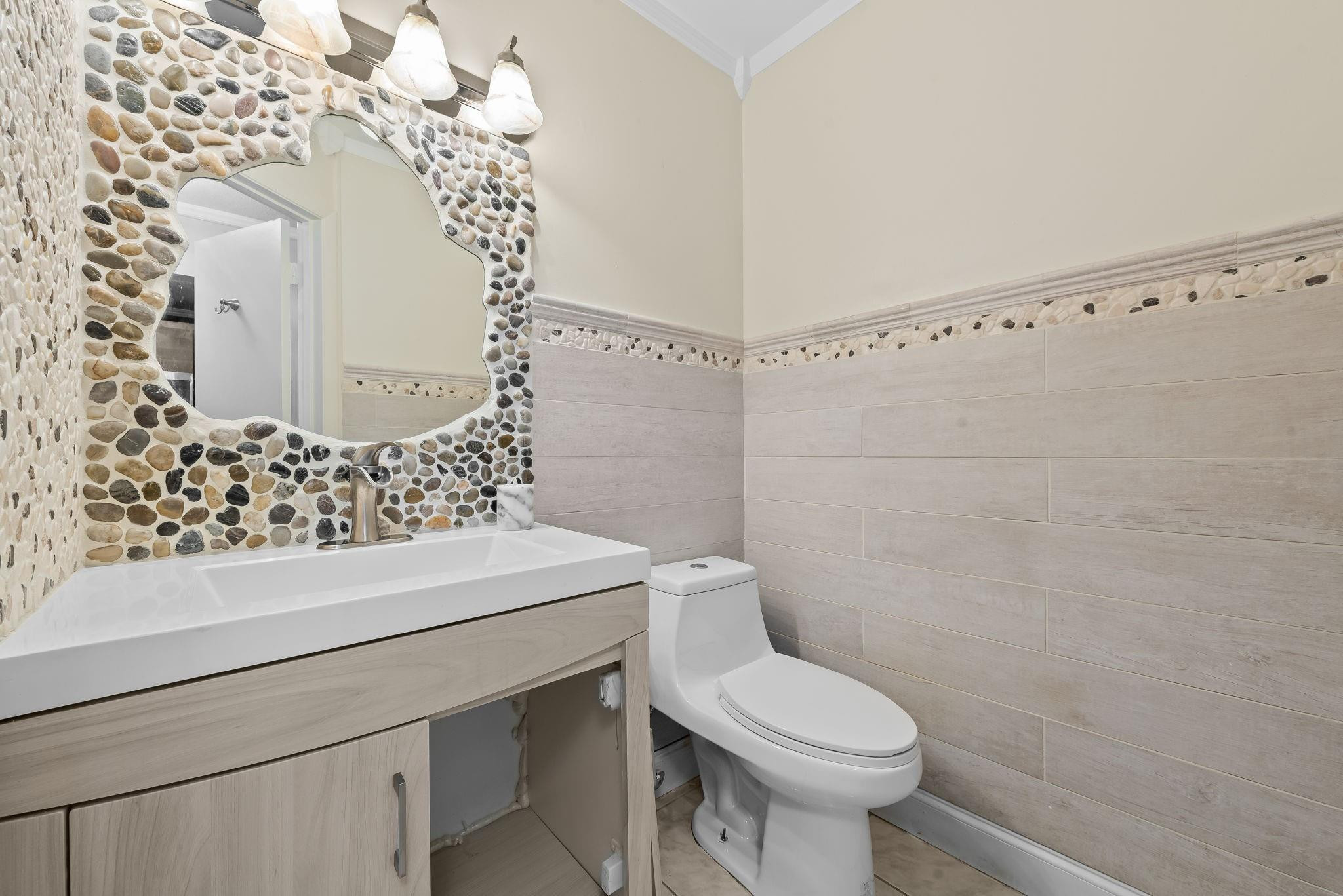 4902 Northwest 82nd Avenue, Unit 2001 Fort Lauderdale, FL 33351 - Photo 8 of 23 Photo 8