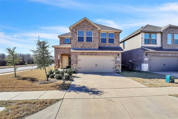 $2,400 | 3328 Perman Drive, Forney, TX 75126