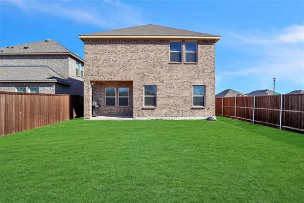 $2,400 | 3328 Perman Drive, Forney, TX 75126