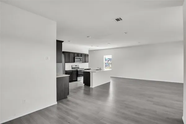$2,400 | 3328 Perman Drive, Forney, TX 75126