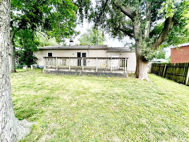 813 Reinthaler Road Bloomington, IL 61701 - Photo 21 of 23 Gallery Image 21