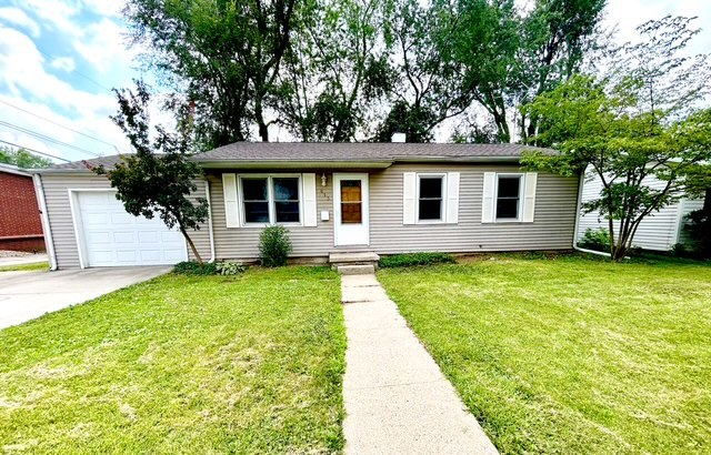 813 Reinthaler Road Bloomington, IL 61701 - Photo 23 of 23 Gallery Image 23