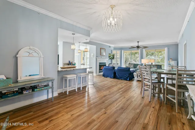 a kitchen that has a lot of cabinets in it