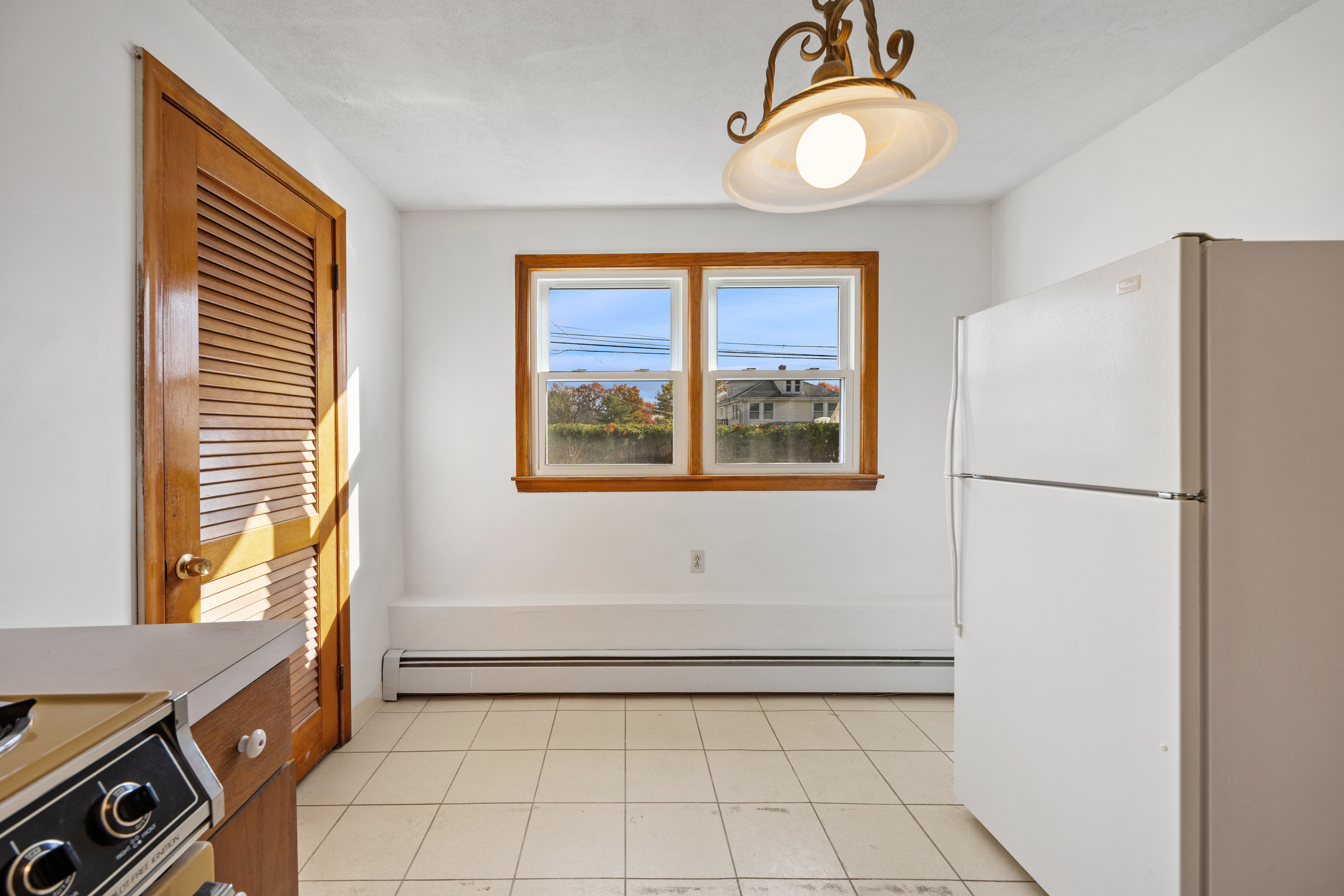 19 Albert Avenue Wethersfield, CT 06109 - Photo 20 of 32 a view of an entryway with wooden floor