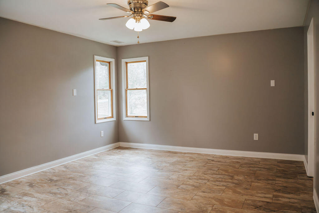 244 Sycamore Road Stanton, KY 40380 - Photo 17 of 46 PRIMARY BEDROOM