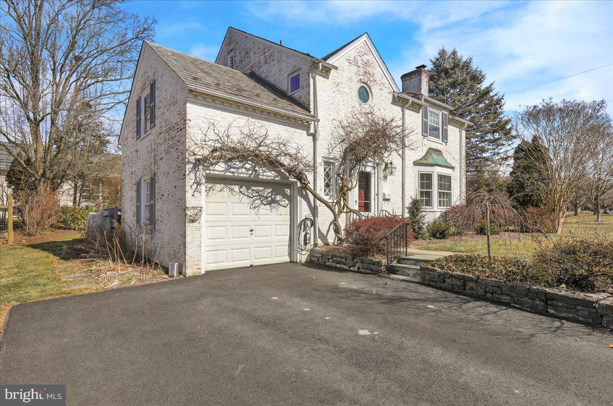 1211 Hillcrest Road Lancaster, PA 17603 - Photo 10 of 62 Gallery Image 10