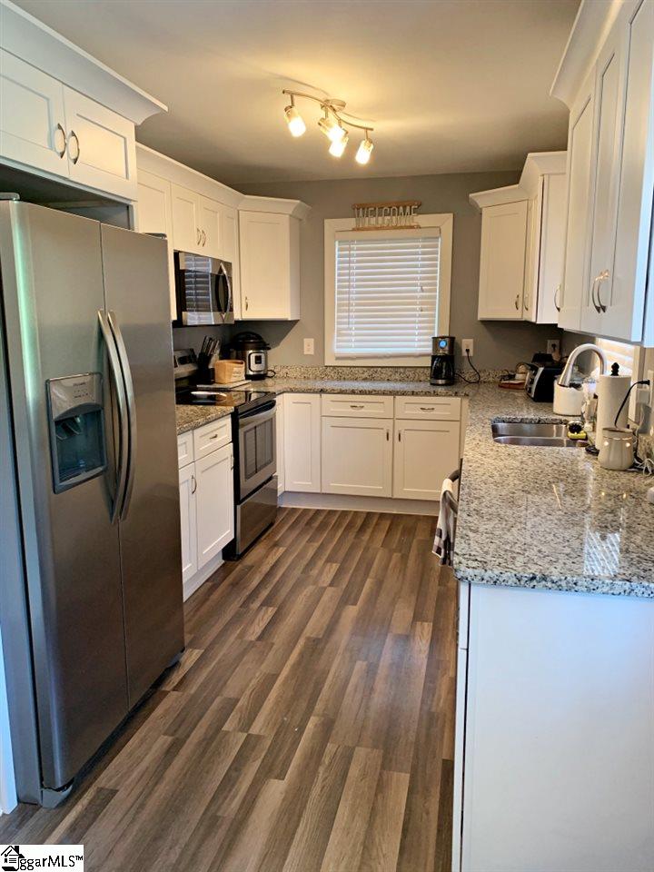 220 State Rd S-39-127 Liberty, SC 29657 - Photo 12 of 23