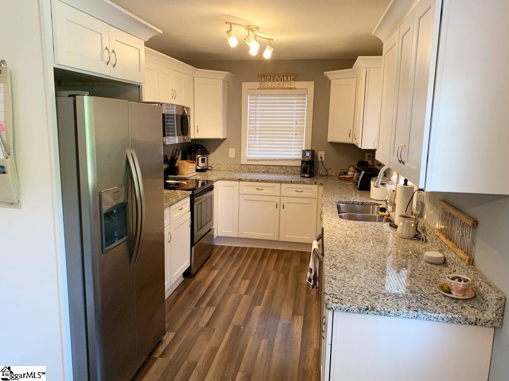 220 State Rd S-39-127 Liberty, SC 29657 - Photo 14 of 23