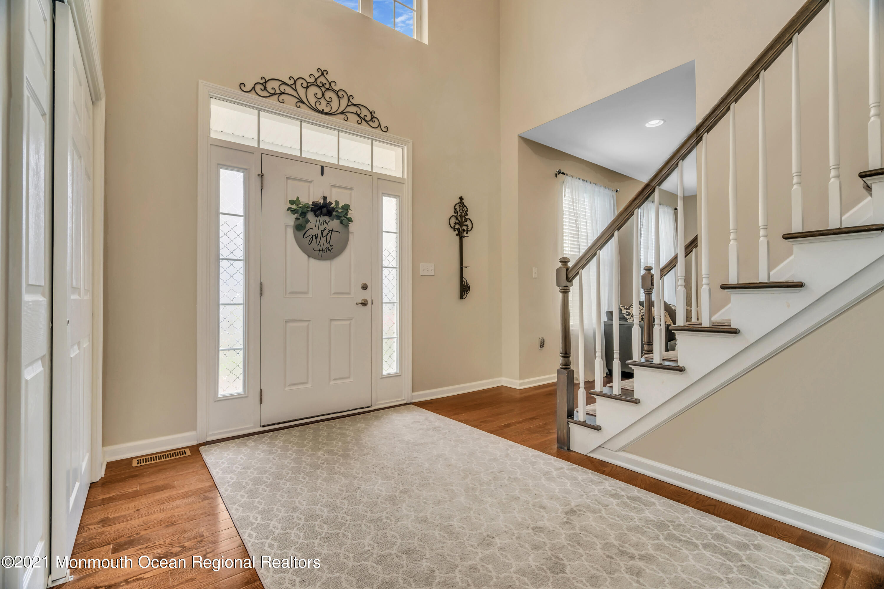 16 Bellagio Road Jackson, NJ 08527 - Photo 5 of 46 a view of an entryway