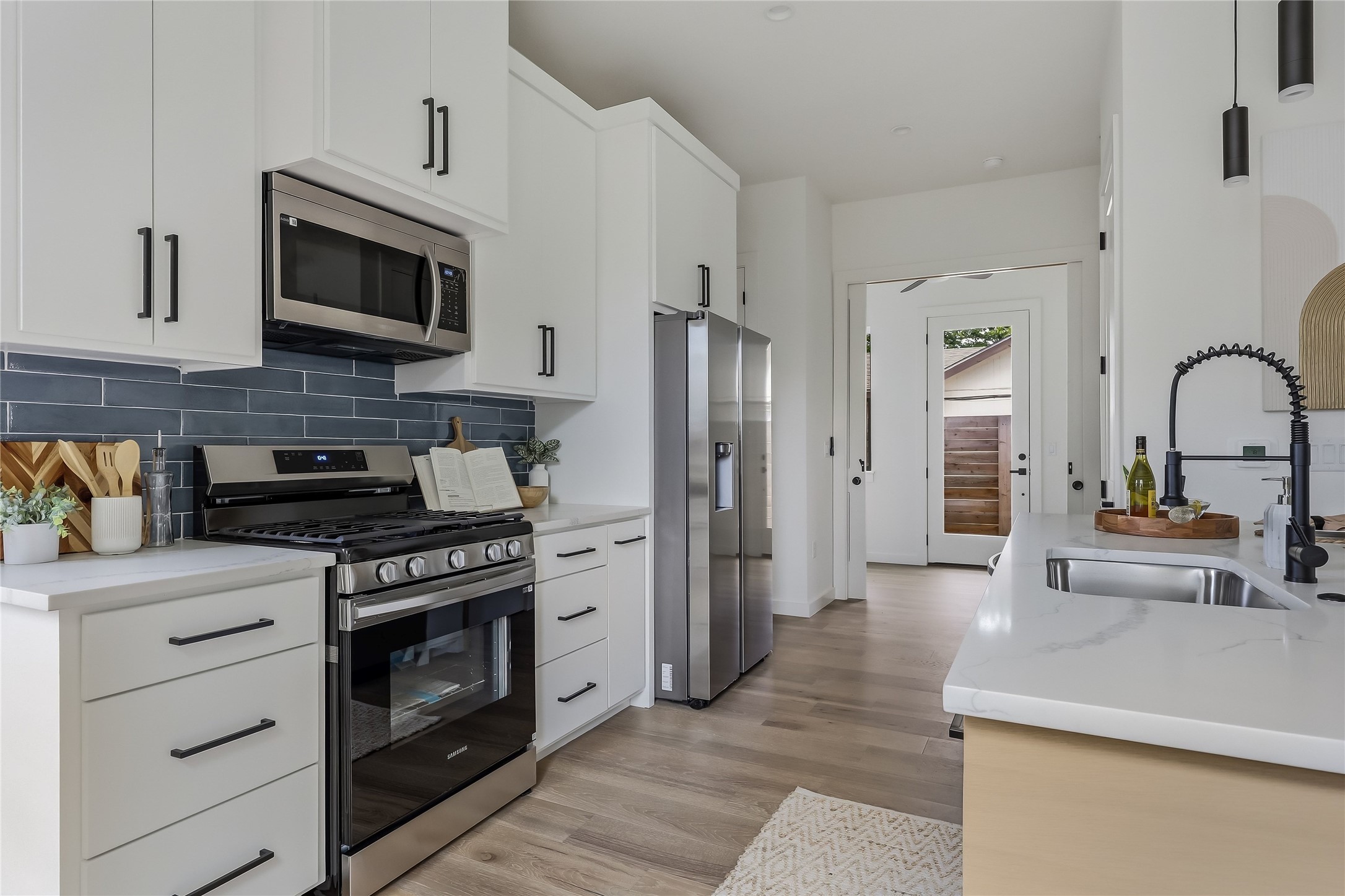 6809 Porter Street, Unit 1 Austin, TX 78741 - Photo 14 of 40