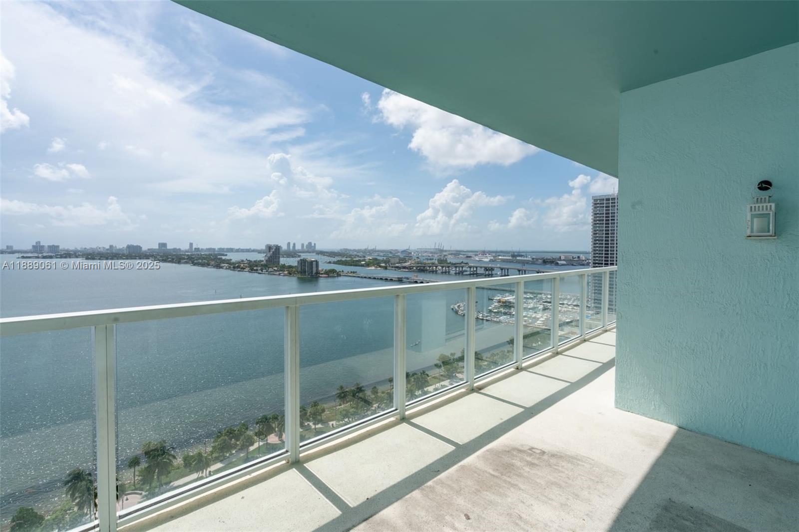 1900 North Bayshore Drive, Unit 2201 Miami, FL 33132 - Photo 1 of 43